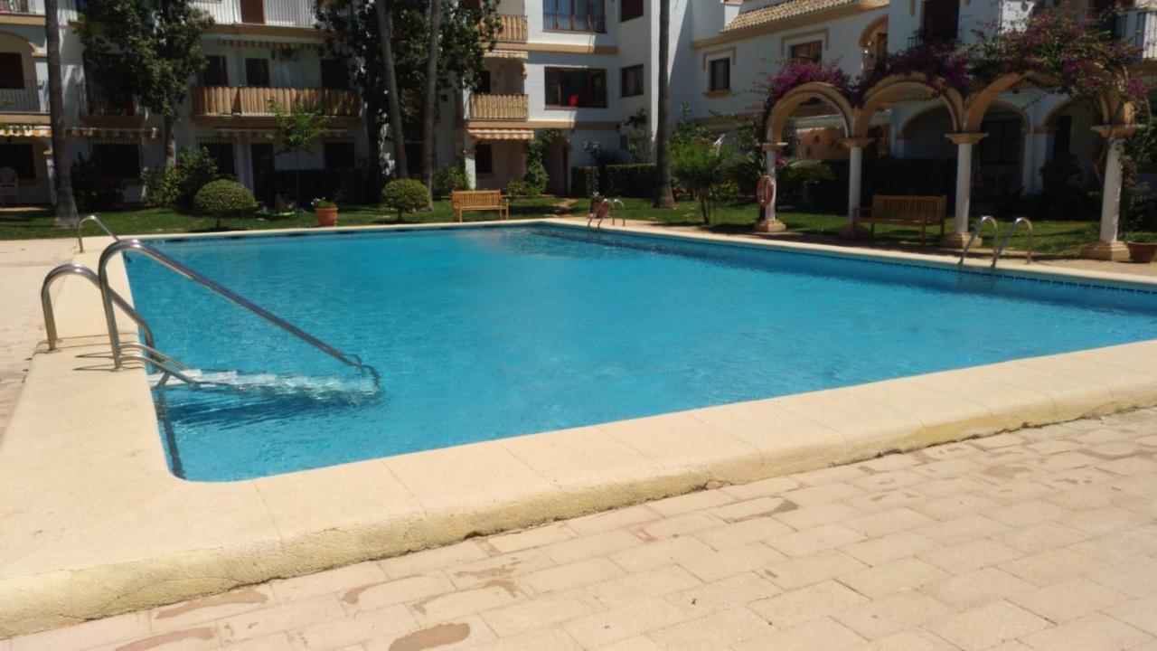 Ricky'S Village El Patio Denia Exterior photo