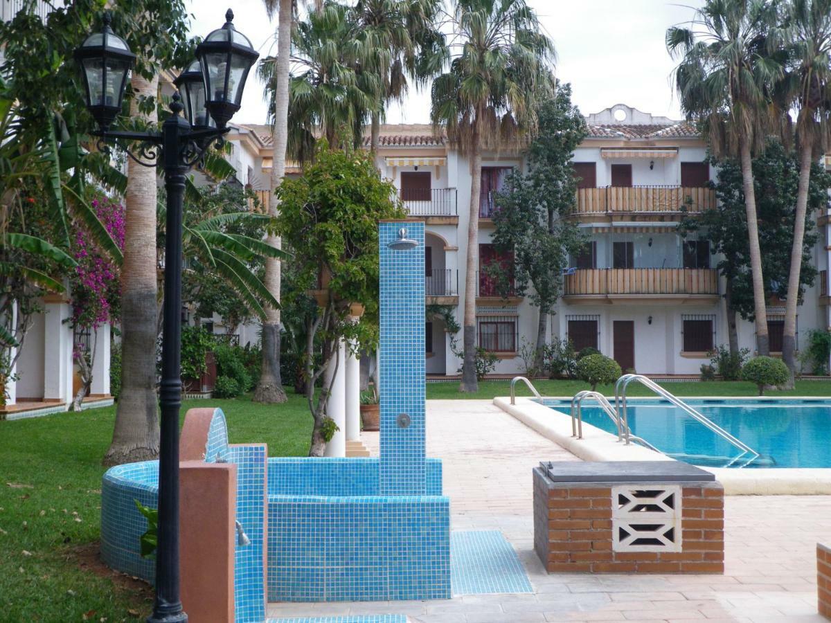 Ricky'S Village El Patio Denia Exterior photo