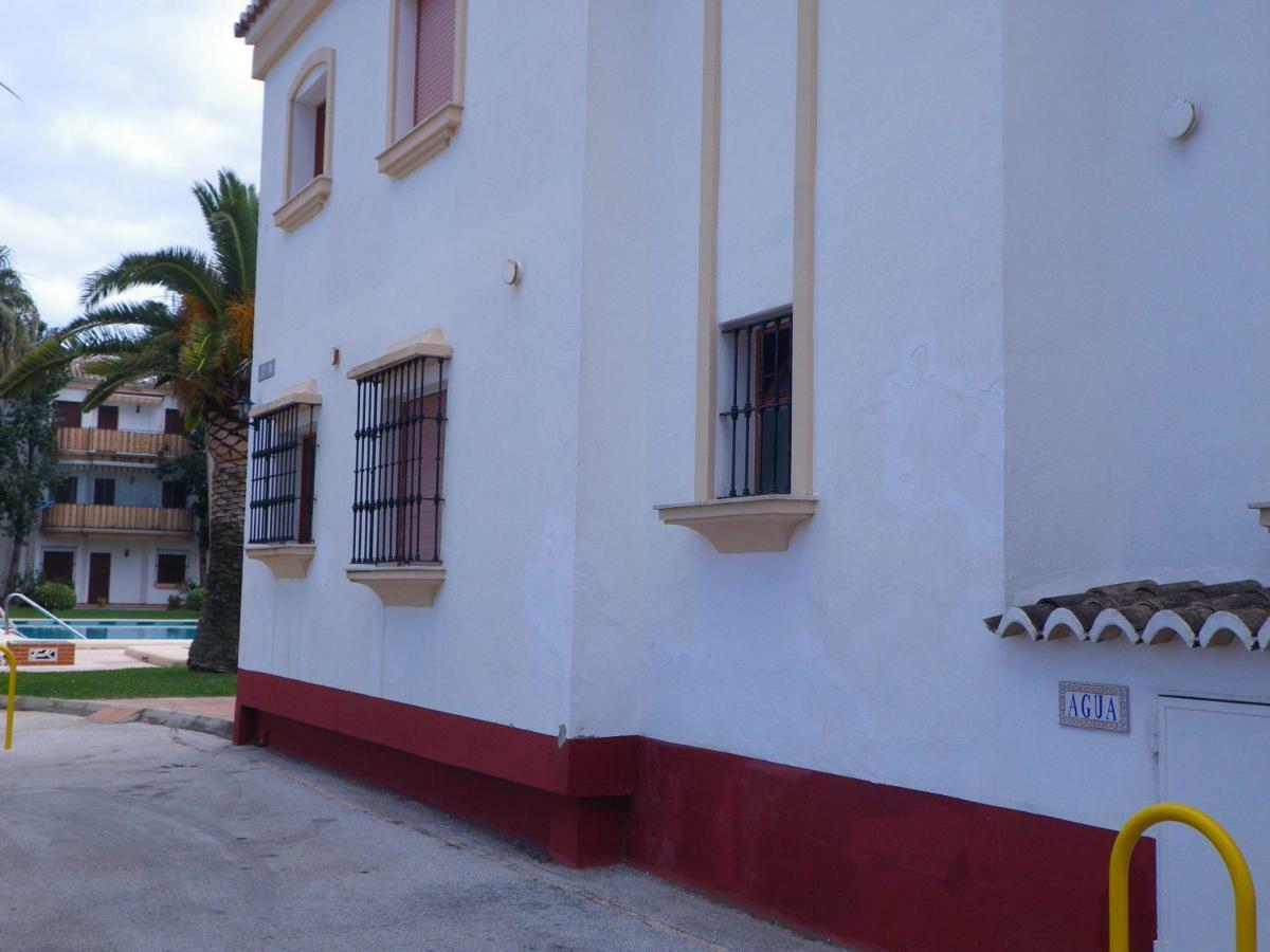 Ricky'S Village El Patio Denia Exterior photo